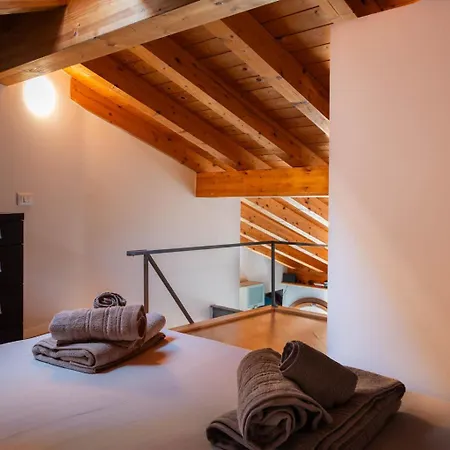 Garda View House - 1min From - Wifi - Ac トスコラーノ・マデルノ
