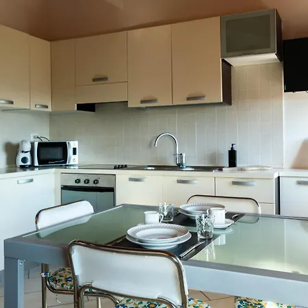 Garda View House - 1min From - Wifi - Ac
