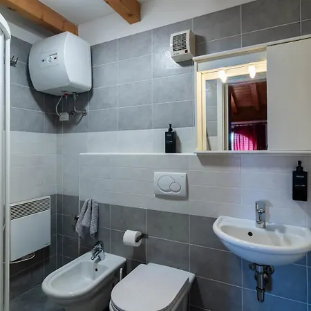 公寓 Garda View House - 1min From - Wifi - Ac *